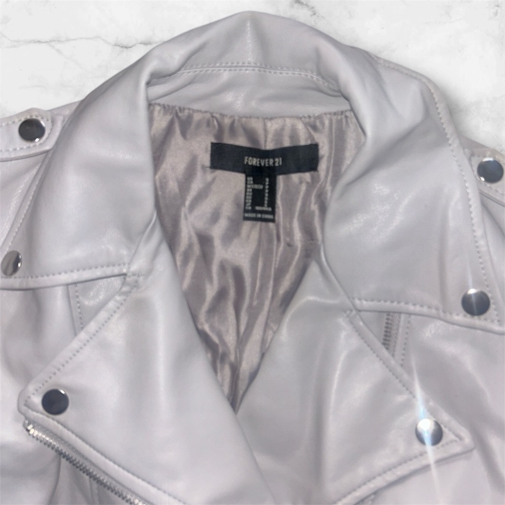 FOREVER 21 FAUX LEATHER MOTO BIKER JACKET WOMEN'S CUTE TAUPE SIZE SMALL (264) - Picture 3 of 6